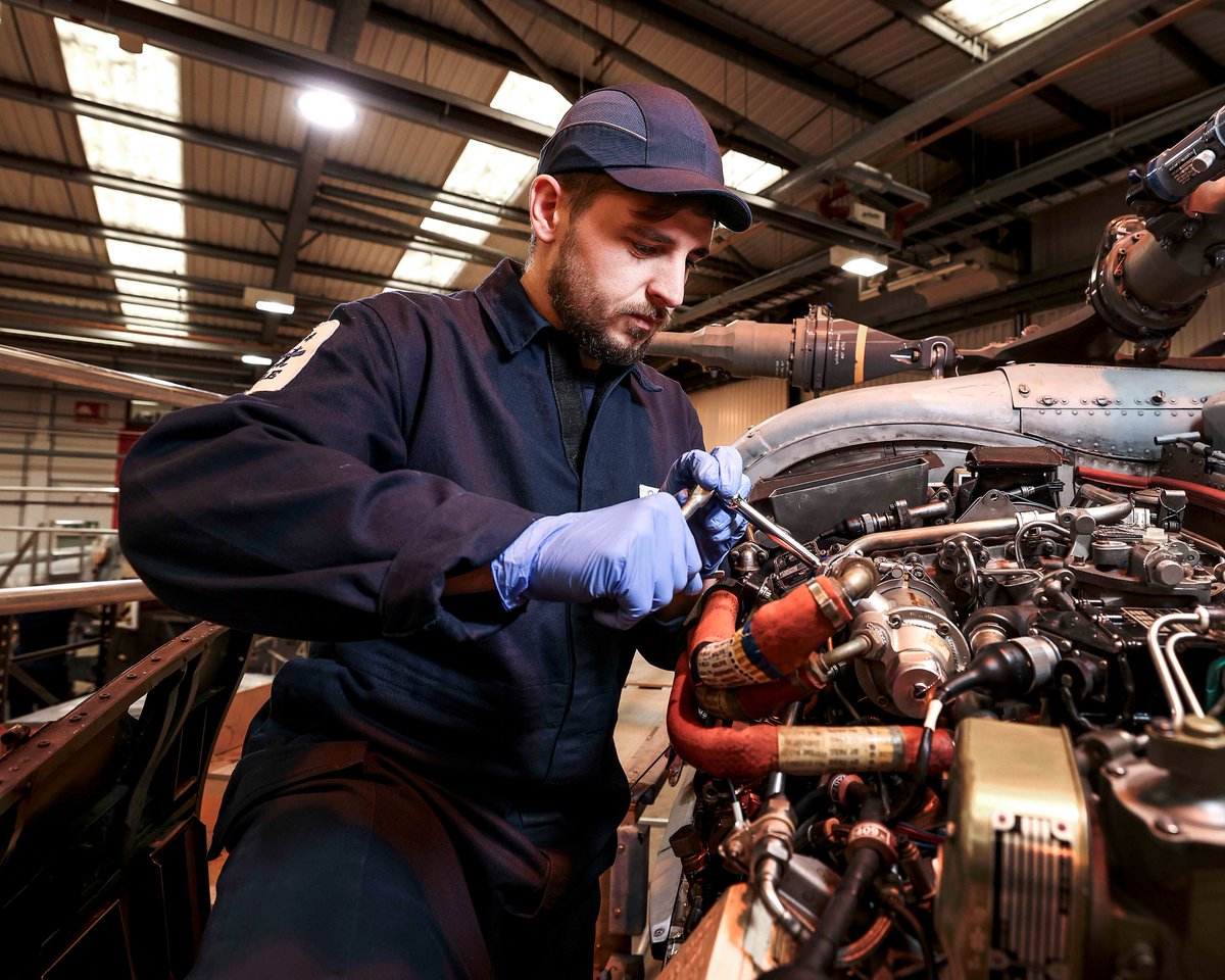 HMS Sultan tweet media