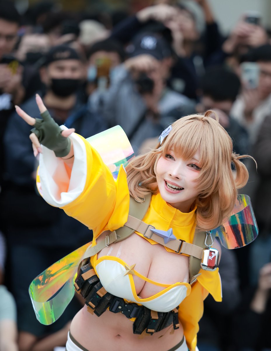 FF46 DAY1 COSER : シスル（@Sithle011） 第二三天都在場內排隊沒拍到