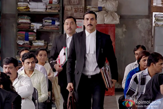 HetTannaHere's tweet photo. "Kuch Toh Sharam Karo Janab" 🔥
#JollyLLB2 completes ten years of release, what a film indeed. A complete entertainer packed with solid courtroom drama, humour and emotions. Rewatched it recently, and enjoyed it again. #AkshayKumar - SOLID performance with SOLID content - best combination.
@akshaykumar #HumaQureshi #SaurabhShukla