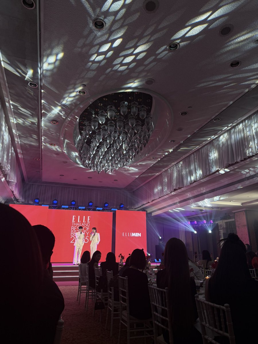 Acare_ct's tweet photo. 🍎💄@ELLEThailand 
#ELLEBESTOFBEAUTY2025 
#ELLEBOB2025xFELIZZ https://t.co/RO312namhy