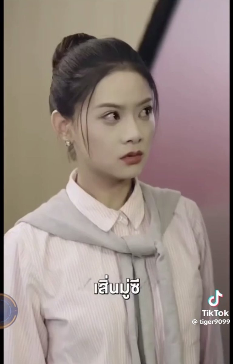 แล้วไปเสิร์ชมา เจอจริง ประธานกู้ กับ เสิ่นมู่ซี 5555555555 ฮีดูจริงๆนะ 🤣🤣🤣🤣