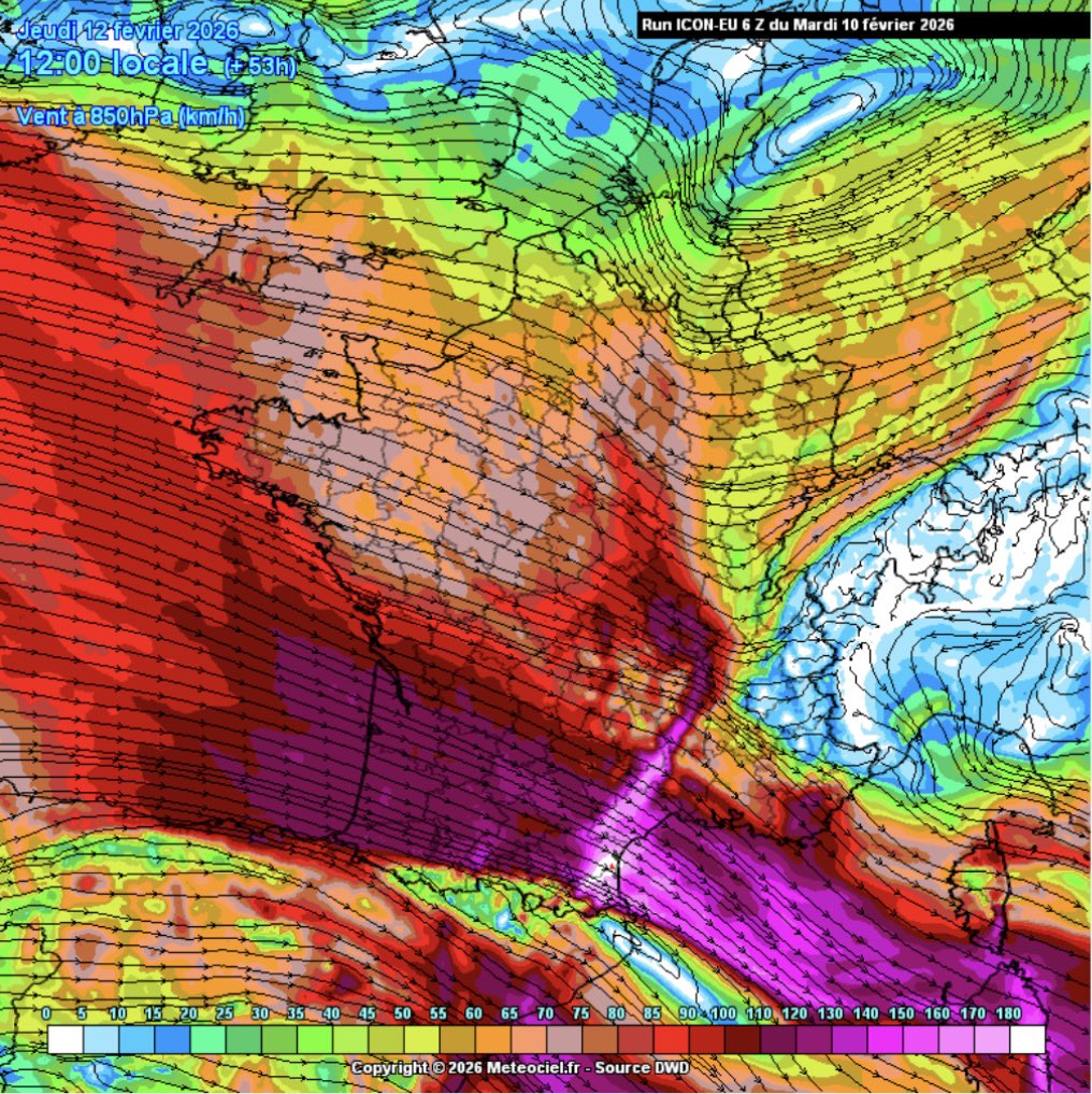 VigipreventionM's tweet image. Lorsque les modèles à maille fine commencent à identifier les zones les plus exposées aux fortes rafales de #vent, le potentiel de rafales descendantes apparaît nettement. Celui-ci est modélisé dans un contexte de jet-stream très puissant, favorisant le rabattement de #vents