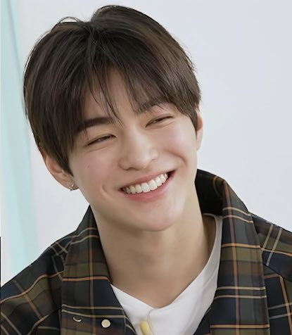 keonhyeonchae's tweet image. he’s literally the cutest human alive≽^˶∩⩊∩˶^≼