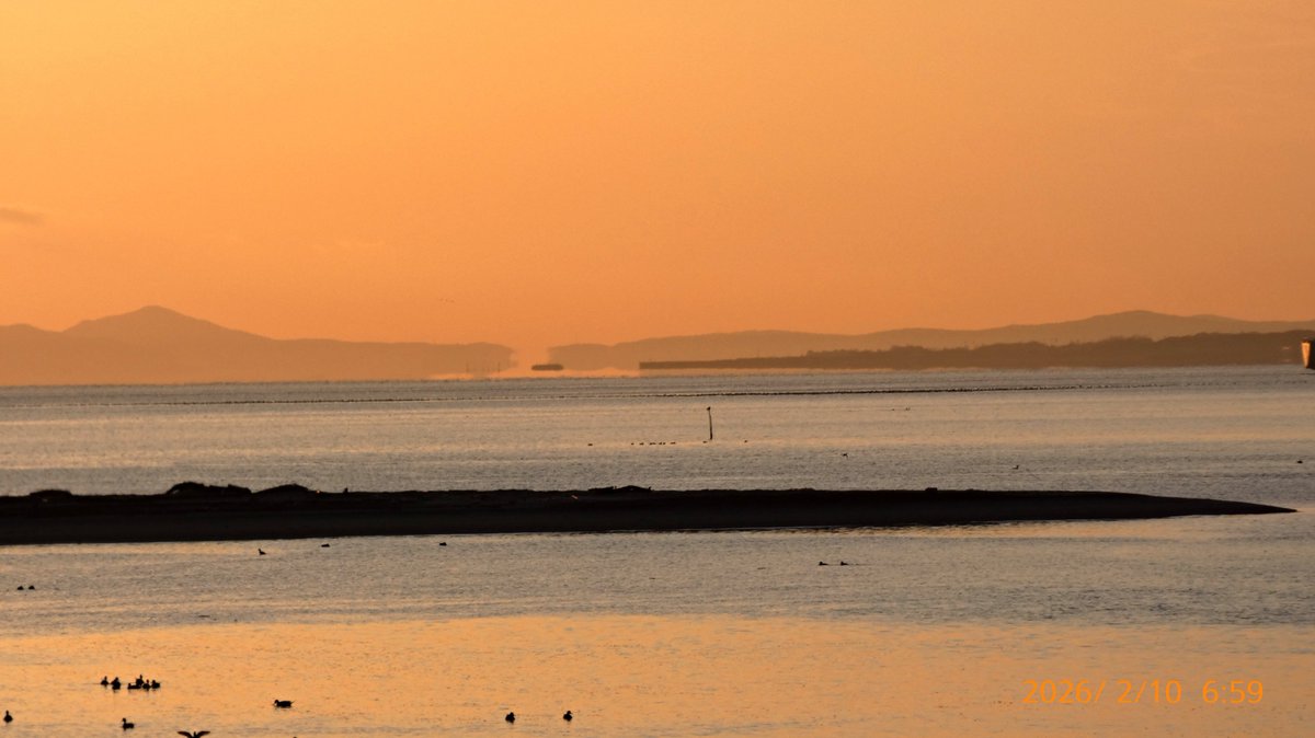 2026/02/10 #伊勢湾蜃気楼 発生報告 今日も香良洲海岸から鳥羽の桃取