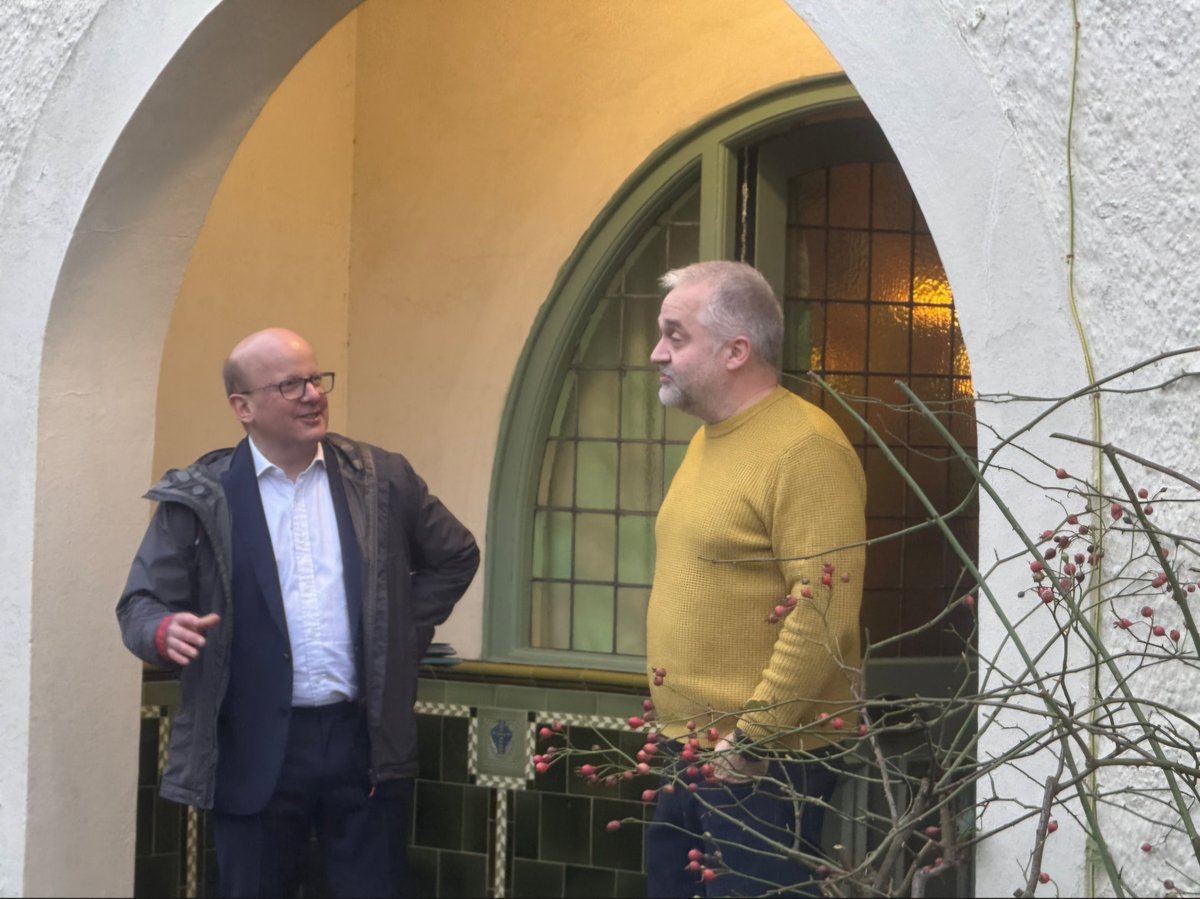 Sesiwn dda arall <a href="/Plaid_Cymru/">Plaid Cymru 🏴󠁧󠁢󠁷󠁬󠁳󠁿</a> #caerdyddffynnontaf #yreglwysnewydd  #plaidcymru 
Candidates #zaynubakbar &amp; #nickcarter &amp; #dafyddtrystan were well supported in another good canvassing session in a dry #whitchurch by @rhunapiorweth who was very positive and keen to listen
#voteplaid