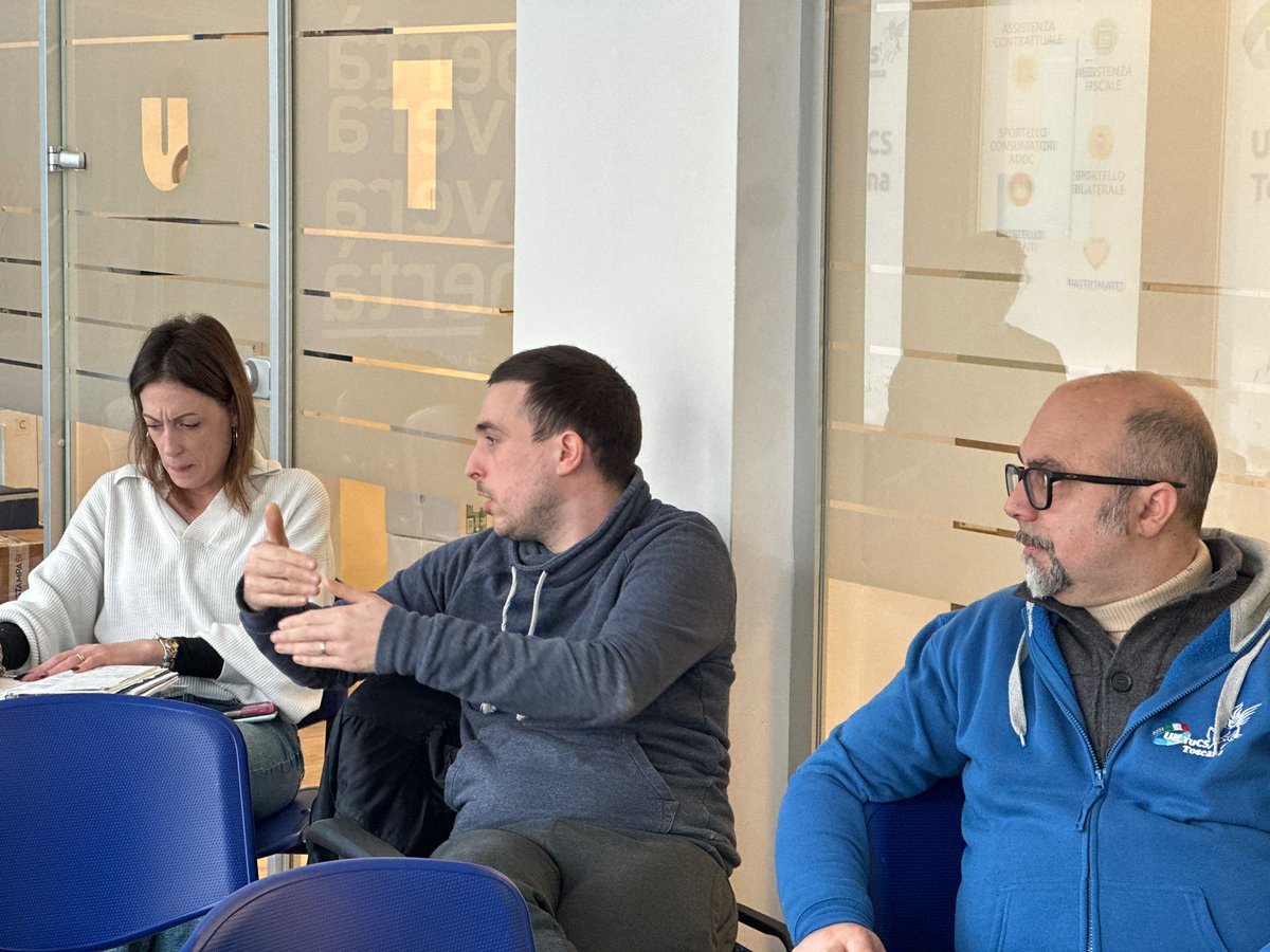 UilTucsToscana's tweet image. 👉 #Metro 
Si sta svolgendo nella nostra sede regionale, il Coordinamento regionale delle delegate e dei delegati Metro della Toscana per affrontare le problematiche presenti nei negozi e pianificare le soluzioni da porre sul tavolo nazionale che si riunirà domani
#uil #terziario
