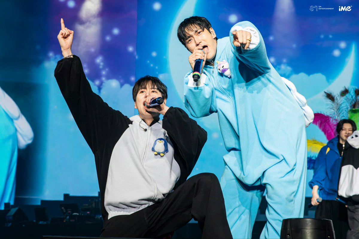 fakektp925's tweet photo. Thank you iME Taiwan give us those beautiful 2 shot🦄🐧💙
WonKyu really look sooooo good🥹����

#SuperJunior
#슈퍼주니어
#Kyuhyun
#Siwon 
#WonKyu https://t.co/7PpctIe7js