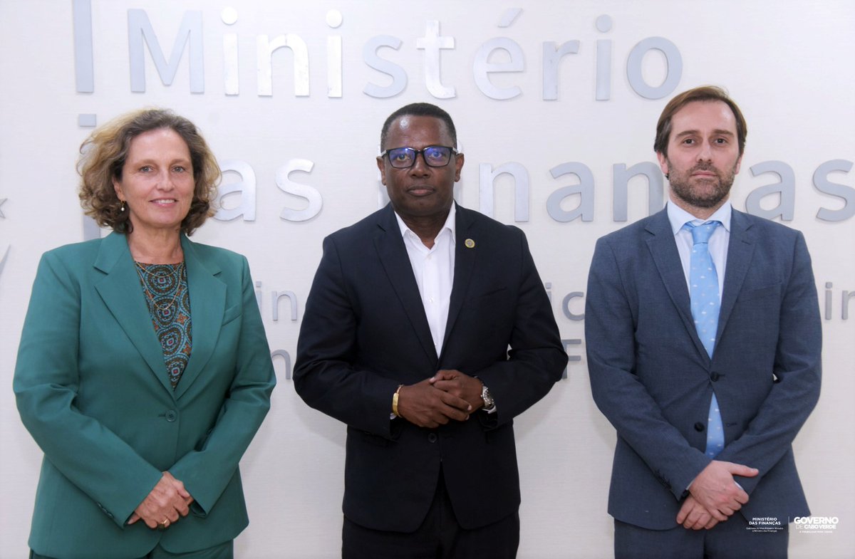 EU in CV tweet media