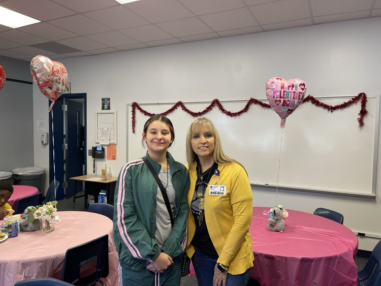 Travis Intermediate tweet media