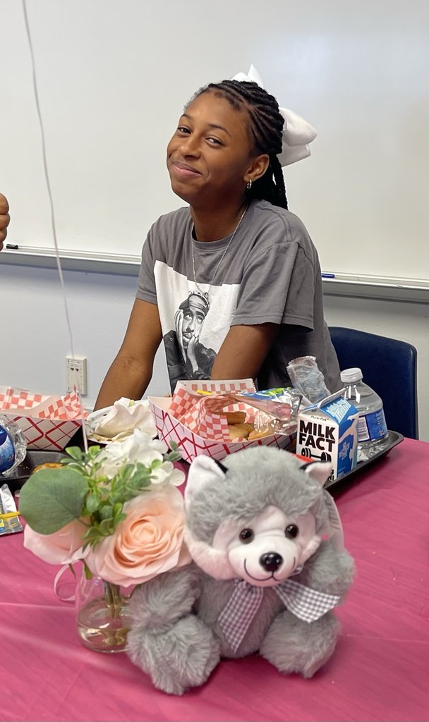 Travis Intermediate tweet media