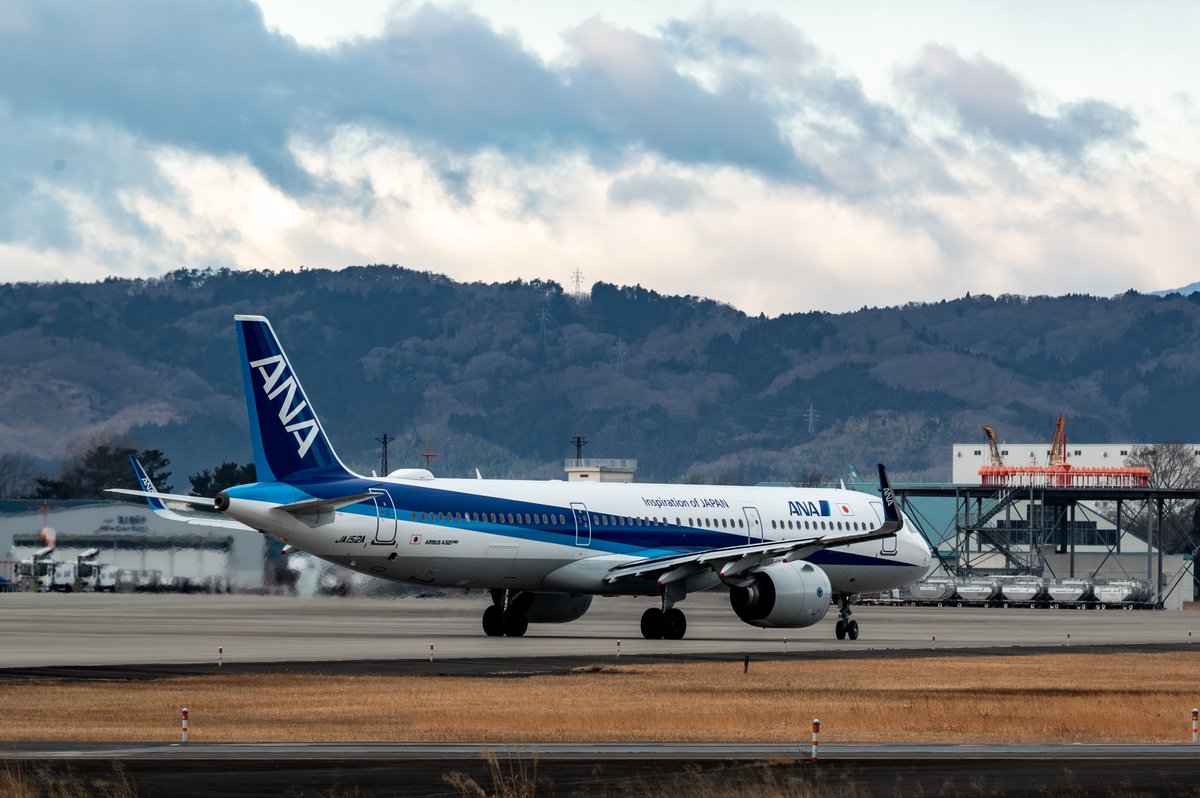 civicaster's tweet photo. 2026.02.08
RWY27エンド
FFさんのフライト日🍊
初めて間近でお見送りができました✈️
#仙台空港
#JA152A
#A321neo
#飛行機
#飛行機好きな人と繋がりたい https://t.co/FY2Tygoih7