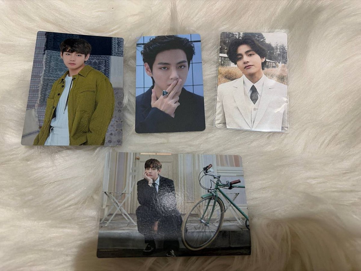 4oclockbesties's tweet photo. WTS PLS HELP RT TQ #bts #btsofficialpc #btsarmyMY #pasarbts https://t.co/exb38guxhl