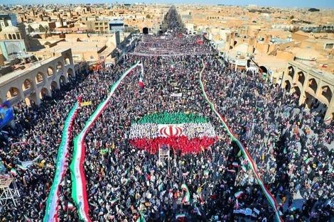 تا پای جان برای ایرانم...
فردا همه می آییم

#روز_یأس_دشمن
#مردم_علیه_کودتا