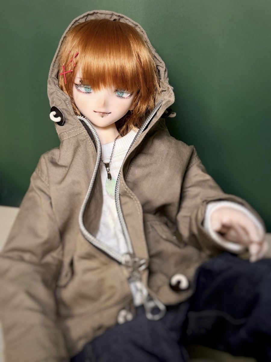 OCANPq's tweet photo. 素敵なお洋服にボディも無事揃いましたので
お迎えさせていただいていた子を。
極月碧くんです🌙❄️✨
#momoga_custom
💪: #fin肉
👕: #しろうさ服
👖:@kappan5
🧥: #viso https://t.co/NzcLdOKPOG