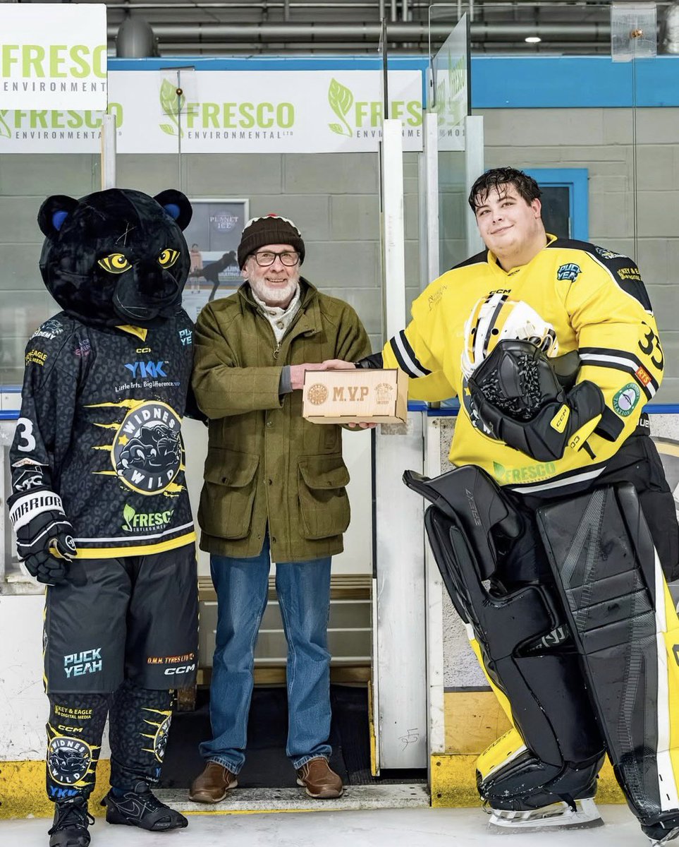 Massive Happy 21st Birthday to our #35 Luca Tessadri!! 

Hope you have a lovely day Luca!! Enjoy!!

🎉🎊🥳🎁🎂🖤💛🏒🥅2️⃣1️⃣