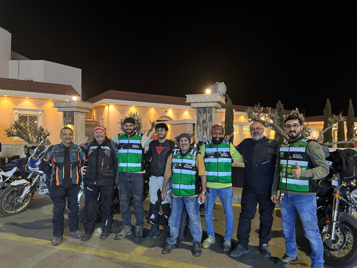 makkah_riders's tweet photo. #صور من زيارة إخوة دراجين من دولة تركيا الشقيقة مع أعضاء الفريق يوم الأحد 8 يناير في مركز الشفا بمحافظة #الطائف 

#السعودية #جدة https://t.co/m0qy6BBjDe