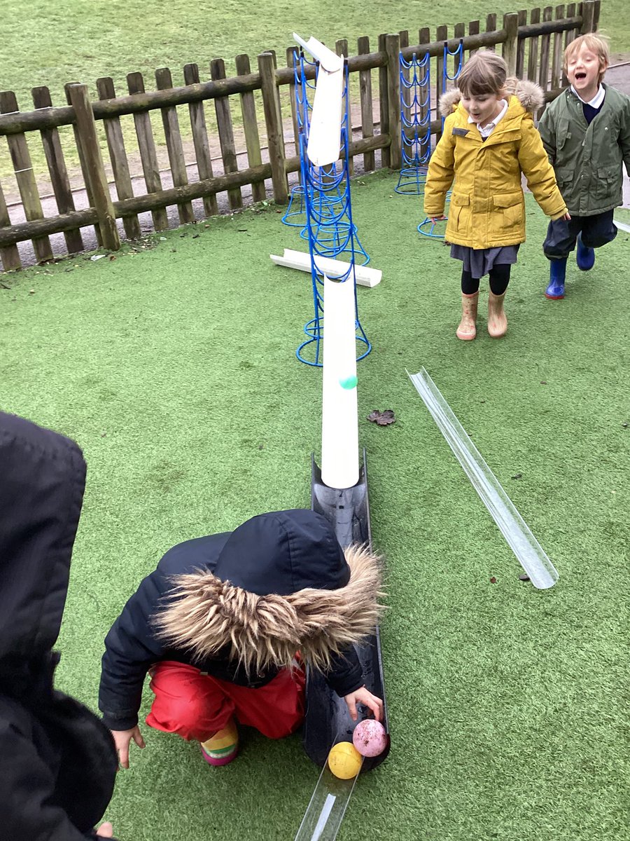 Camblesforth School tweet media