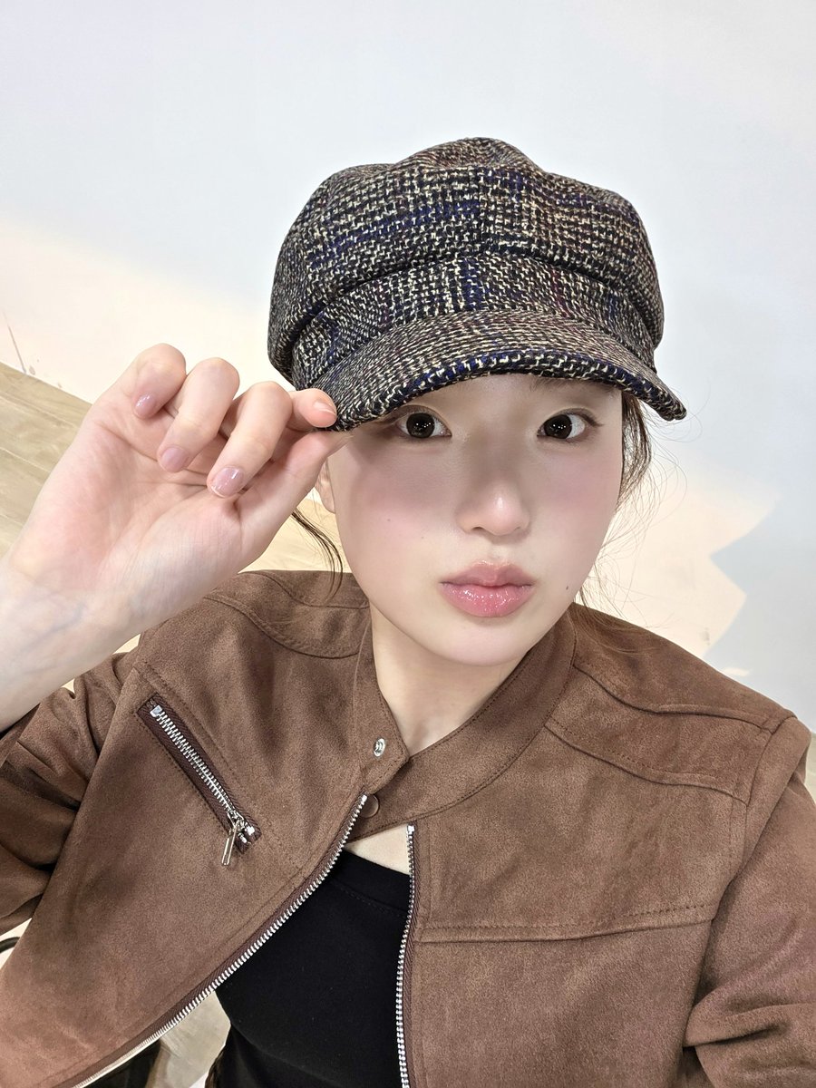 CrazAngel official tweet media