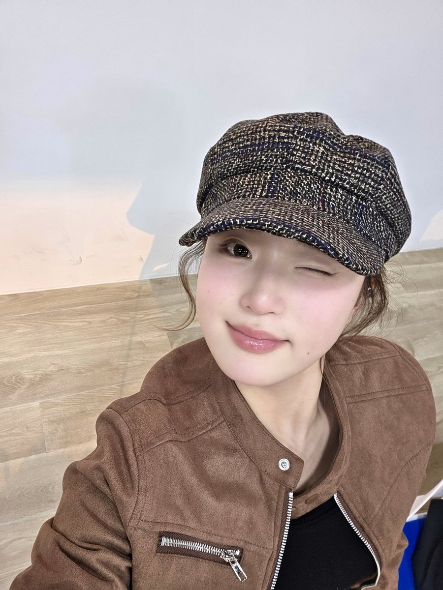 CrazAngel official tweet media