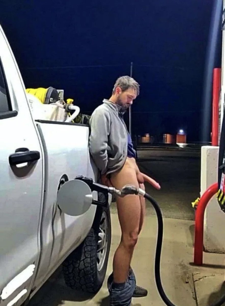 RawLoadsAlways's tweet photo. Pumping gas when he should be pumping me https://t.co/r3536Lr70n