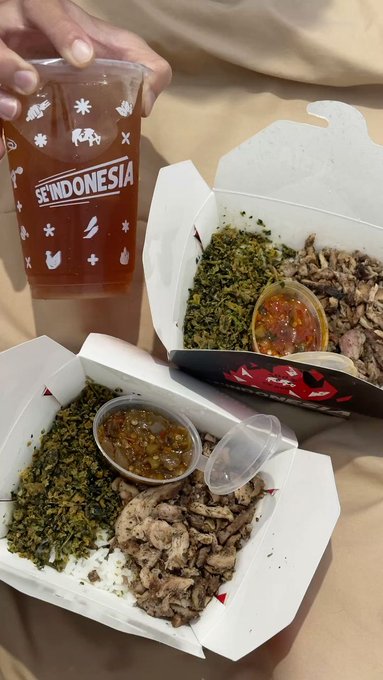 divetodeepest's tweet image. why is this food cheaper on ShopeeFood than in store?