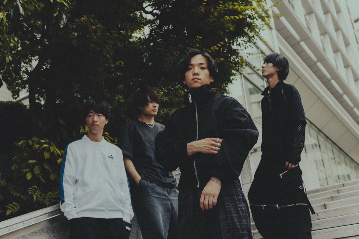 Light Leaks Loud tweet media