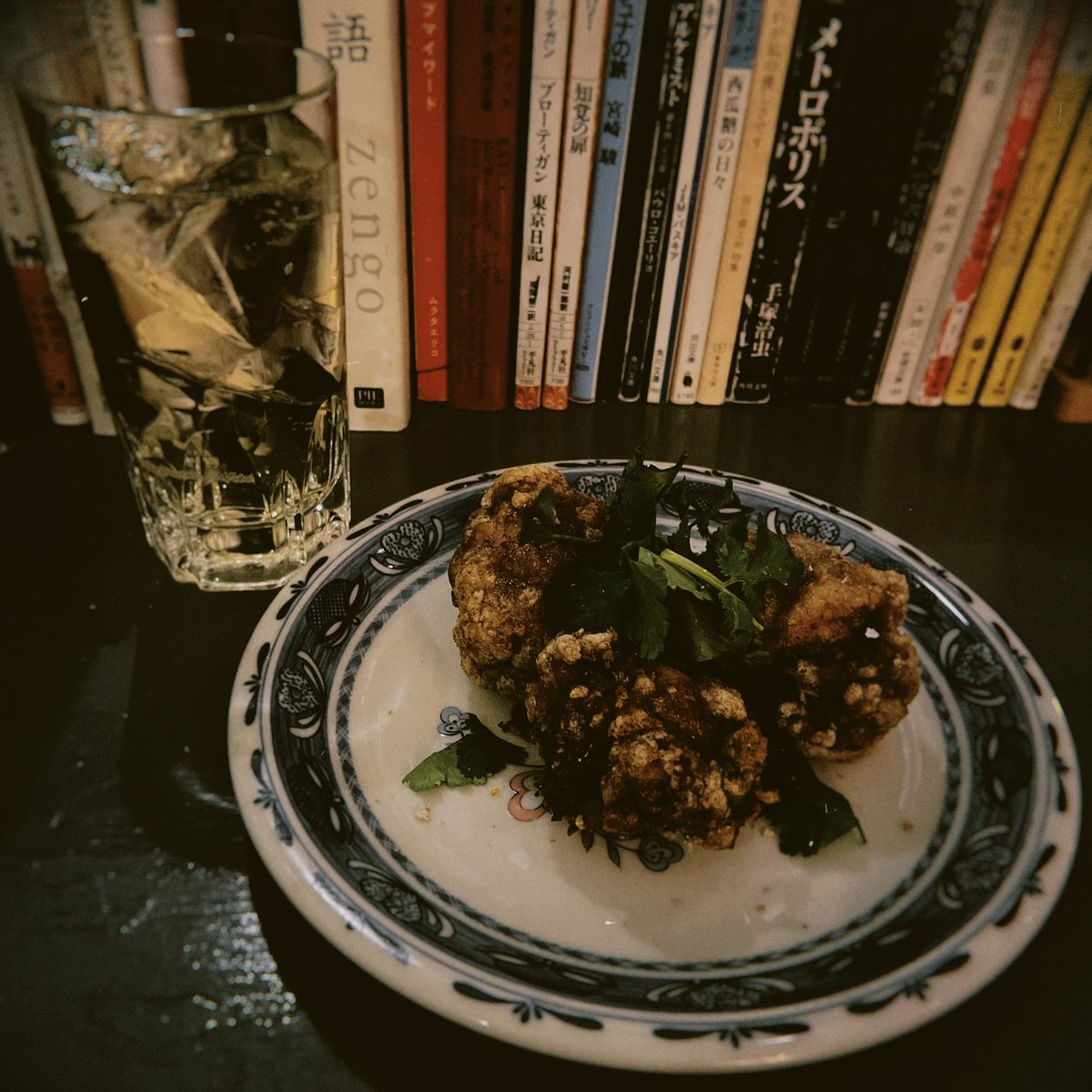 2026/2/10(火)

オープンしました。
火曜日はエスニック担当のシェフKENTAがいます。
キュリオサーハイボールとからあげで是非✨

🕊️MENU🕊️
・ガパオライス
・スパイスからあげ