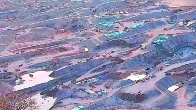 منع کار ساکنان بدخشان در معدن طلا پس از درگیری میان گروهی طالبان