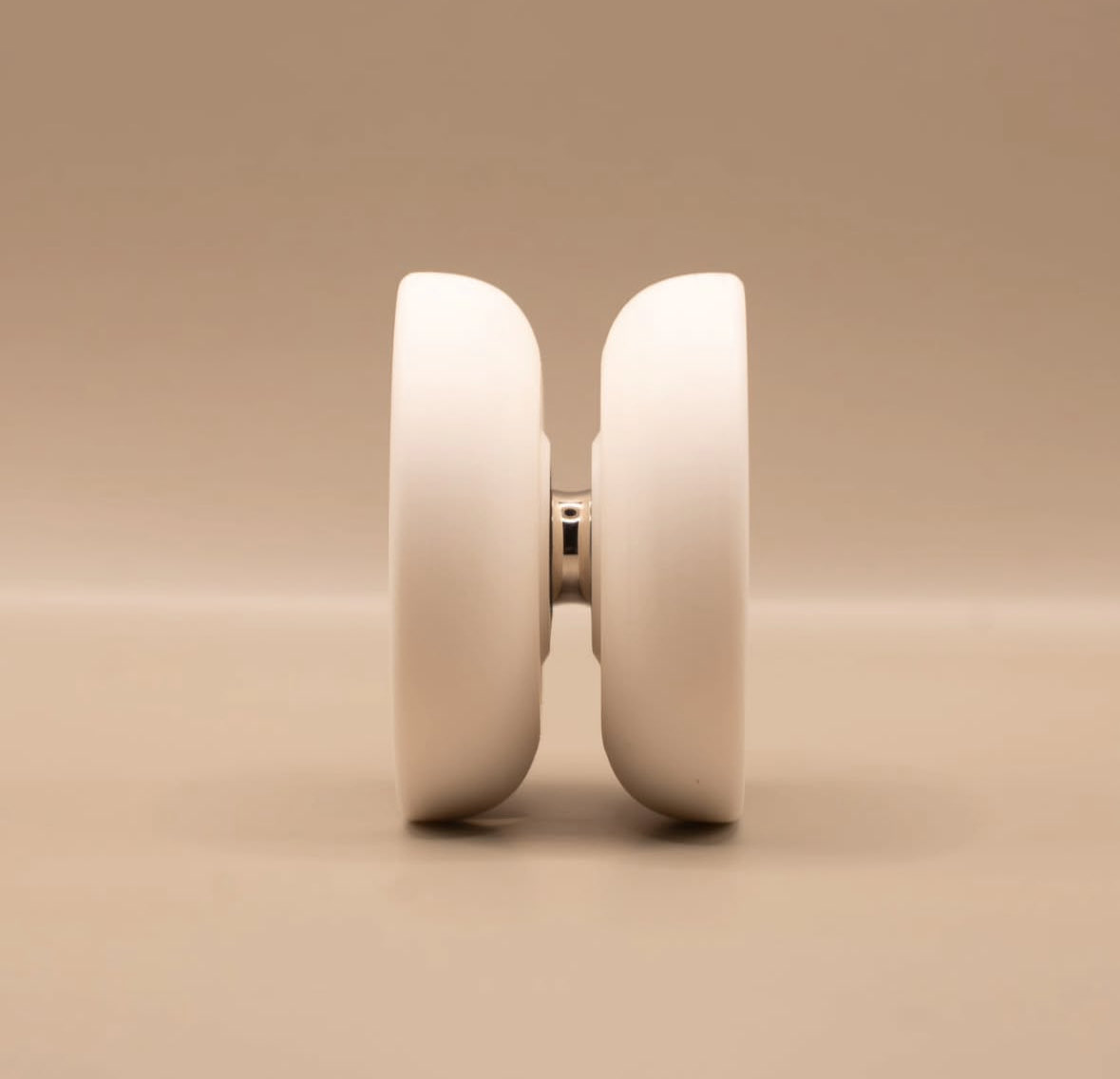 VADE_jpn's tweet photo. Maison Ebru Yoyos
明日2/11 12:00リリース

https://t.co/aF2oBrIlY7

Diameter:58mm
Width:36.5mm
Weight:55g
Material:PLA+
Pad:19mm Slim Pad
Bearing:Size C
Axel:20mm
#vade #yoyo #yoyonews #ヨーヨー #ヨーヨーニュース @maisonebruyoyos @kentakabayashi https://t.co/rKwkEV3CZj