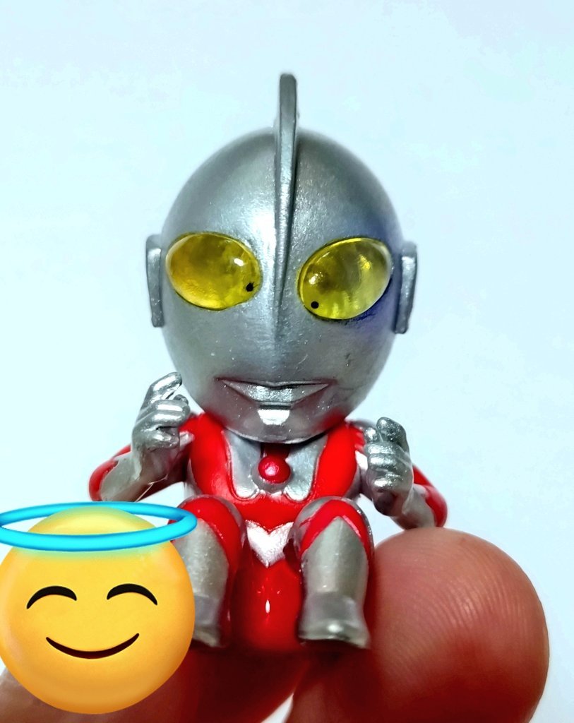 これはカラータイマーが点滅して大変慌てたお顔になってたマン兄さん　可愛い😂