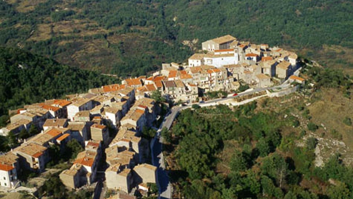 Democrazia comunale organica. Dal Manifesto di Isernia al Patto di Chiauci vanthuanobservatory.com/2026/02/09/dem…