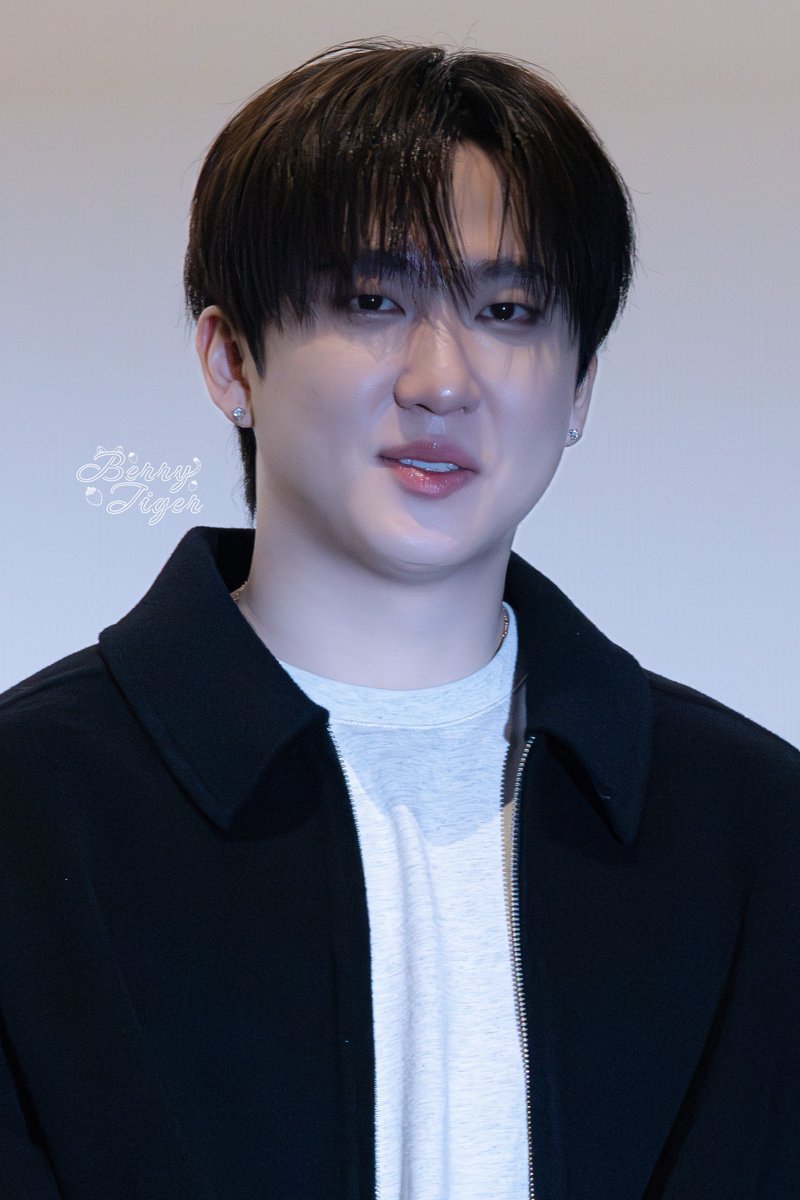 BerryTiger's tweet photo. 260208 CGV 무대인사 4K

#창빈 #changbin #チャンビン
#StrayKids #스트레이키즈 https://t.co/c88q8ioFoW