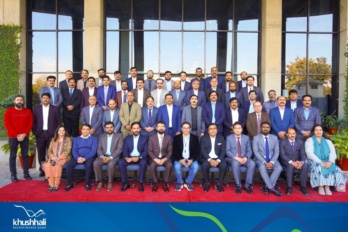 KblLtd's tweet image. Business Leaders at Khushhali Microfinance Bank joined a One Day Leadership &amp;amp; Transformation Workshop with #NIBAF, focusing on emotional intelligence, digital disruption, AI, and building high performing teams. Investing in leadership today to stay future ready.
#KMBL
#SBP