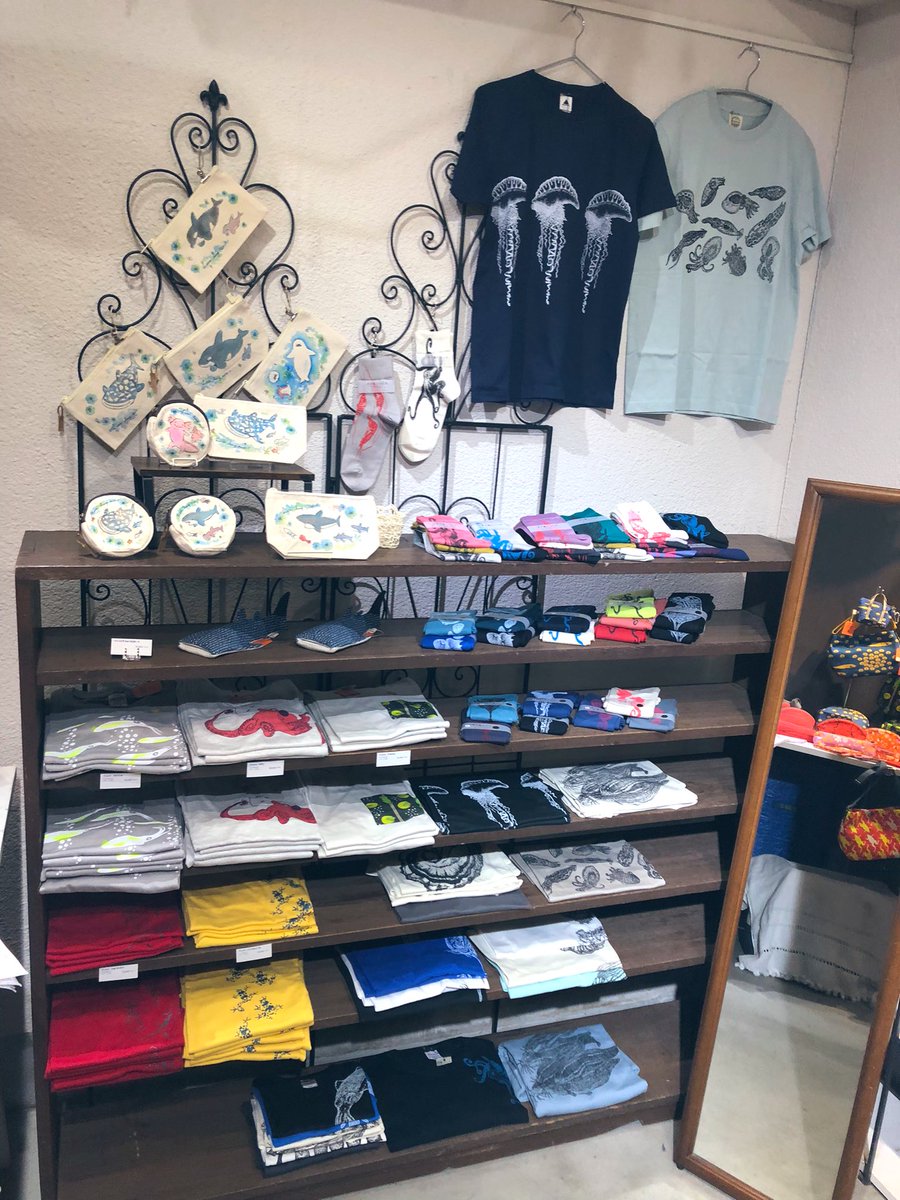 #アクアティックライフ展7
搬入してきました🐙
明日からスタートです！

かわいいかっこいいマニアックな海モノたちが大集合してますよ〜🦭
ぜひ遊びにいらしてください🦑

(コヤ作品は新作含め後半に追加します！！)