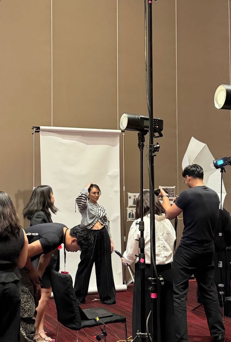 #KathrynBernardo x #SomeoneSomeday for Netflix 🤍🖤