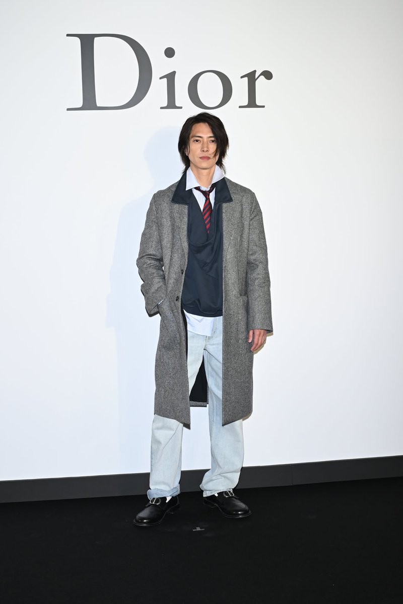 山下智久「チャレンジングなファッション」

代官山のディオール新店舗に✨
mantan-web.jp/article/202602…

#山下智久 #ディオール <a href="/Tomohisanine/">山下智久 TOMOHISA YAMASHITA</a>