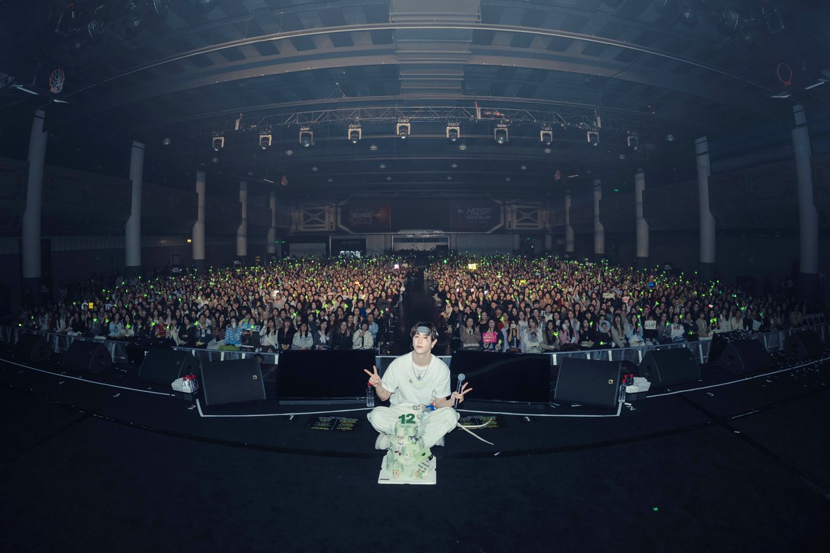 เดินสายสื่อไทยสร้างคอนเทนต์ไวรัลไม่พัก! MARK TUAN ปล่อยเสน่ห์รัว ๆ ก่อน FANCON ใหญ่ที่ไทย
ตอกย้ำความฮอต แฟนคลับนับถอยหลัง..วันเจอตัวจริง แห่จองบัตรใกล้เต็ม

เรียกได้ว่ากระแสความนิยมของศิลปินระดับโลก เจ้าของรางวัล Performance Artist of the Year จากงาน Weibo Night
2025 อย่าง MARK