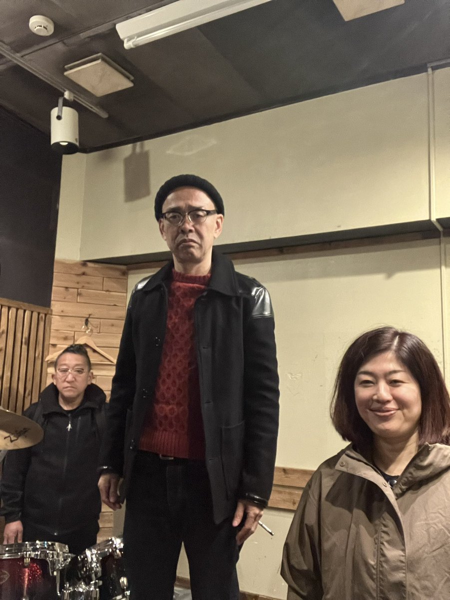 今日はスタジオでした。今週末2/13(金)の極東最前線に向けて、連日スタジオに入っております。今年初の極東最前線、しっかり準備して臨みます。皆さまお楽しみに！！