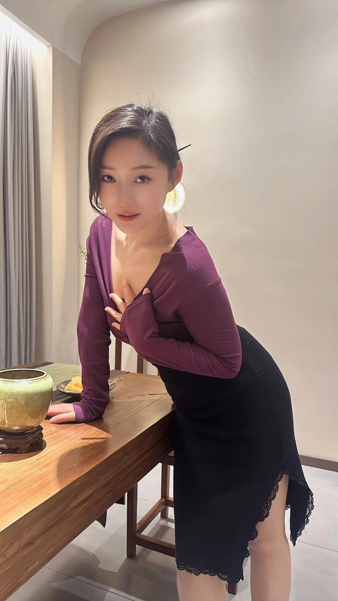 403  离异小姐姐，女人味十足，有兴趣的速度机会不多每天都在竞争 评论区发发自己的照片吧 合适的会主动私信 #吉林