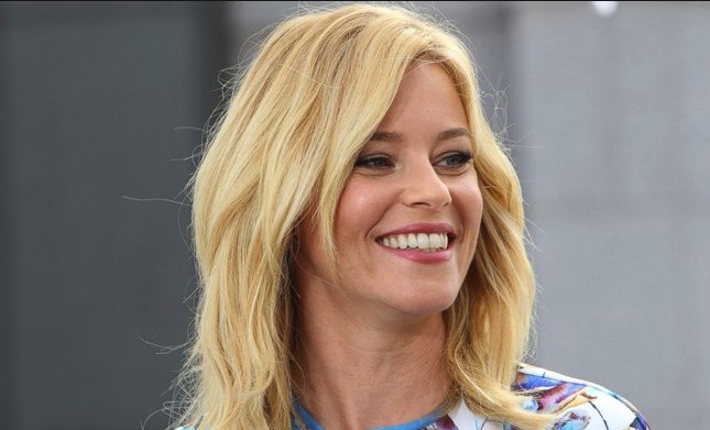 allstarsshow_'s tweet image. Nous souhaitons aujourd'hui un joyeux anniversaire à Chloë Grace Moretz (29 ans), Emma Roberts (35 ans), Yara Shahidi (26 ans) et Elizabeth Banks (52 ans) ! 

#hungergames #carrie #blackish #ahs