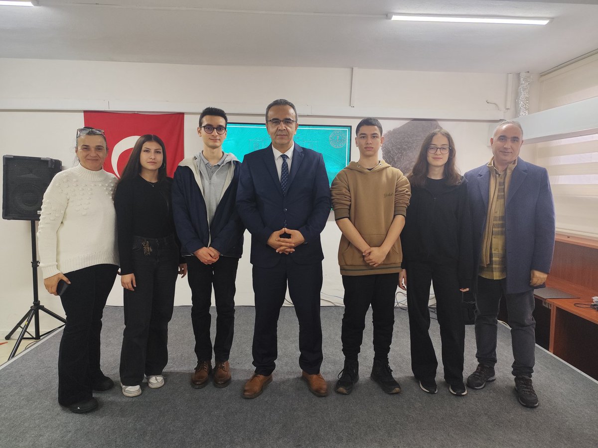 “Korkma! Gençliğin Ruhu Burada”bilgi yarışması,bugün İlçe Millî Eğitim Müdürlüğümüz Konferans Salonu'nda gerçekleştirildi.
Yarışmada dereceye giren öğrencilerimizi tebrik ediyor,il genelinde yapılacak yarışmada kendilerine başarılar diliyoruz.

<a href="/tcmeb/">Millî Eğitim Bakanlığı</a> <a href="/izmir_ilmem/">İzmir İl Milli Eğitim Müdürlüğü</a> <a href="/ibrahimdogru14/">ibrahim DOĞRU</a>