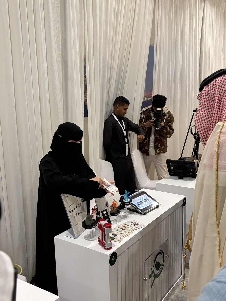 SALMAN| 宁浩 tweet media