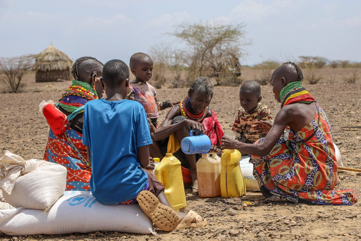 AJEnglish's tweet image. Severe drought has left more than two million Kenyans facing hunger with northeastern cattle-raising communities suffering the most, according to the UN.

— in pictures aje.news/3g2i82