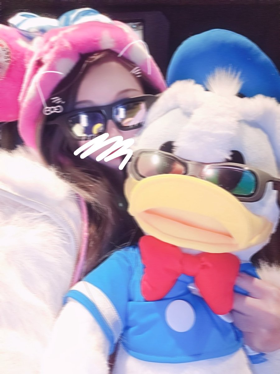 ___s22m's tweet photo. 🩵ミニーのパルパルーザ🩷
1月末*･ﾟ
ピンクで溢れてて可愛すぎたしエントリー全部当選して幸せな日でした🐭🎀
大変だったのは寒さとの戦い。

ミニーとミッキー綺麗に撮れたかも…？
#ディズニーランド
#ドナルドを推して18年が経とうとしているディズニー好きな方と仲良くなりたいただの人です https://t.co/0H7omDIwZ0