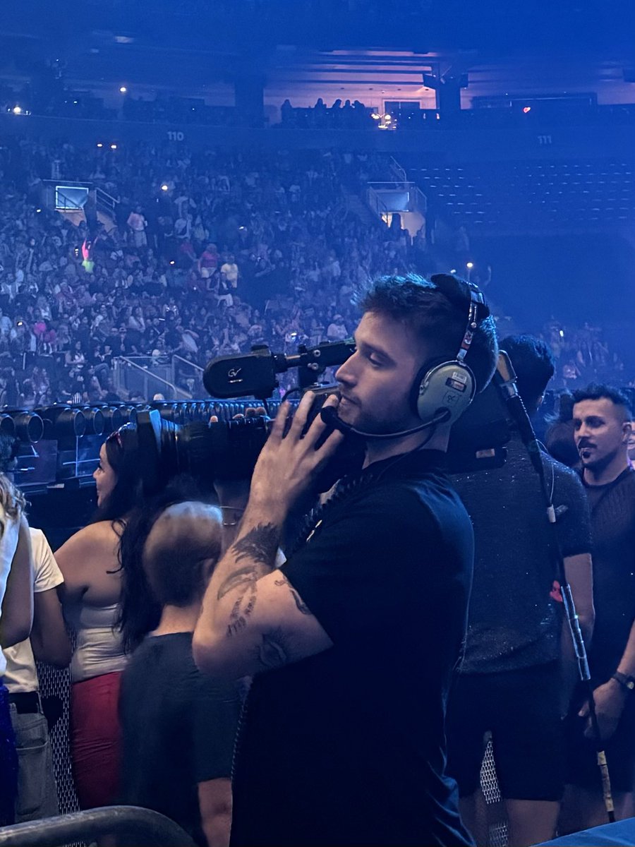 Katy's cameraman is really hot... oh Katy you know how to choose men