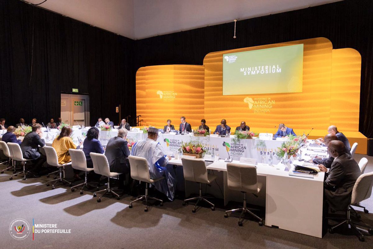 Mining Indaba 2026 – Cape Town:
La Ministre du Portefeuille, <a href="/_JulieShiku/">Julie Shiku</a>, a pris part au Ministerial Symposium aux côtés de hauts décideurs publics et privés.

Elle a insisté sur le rôle stratégique des DFI et fonds souverains pour financer l’énergie et les infrastructures,