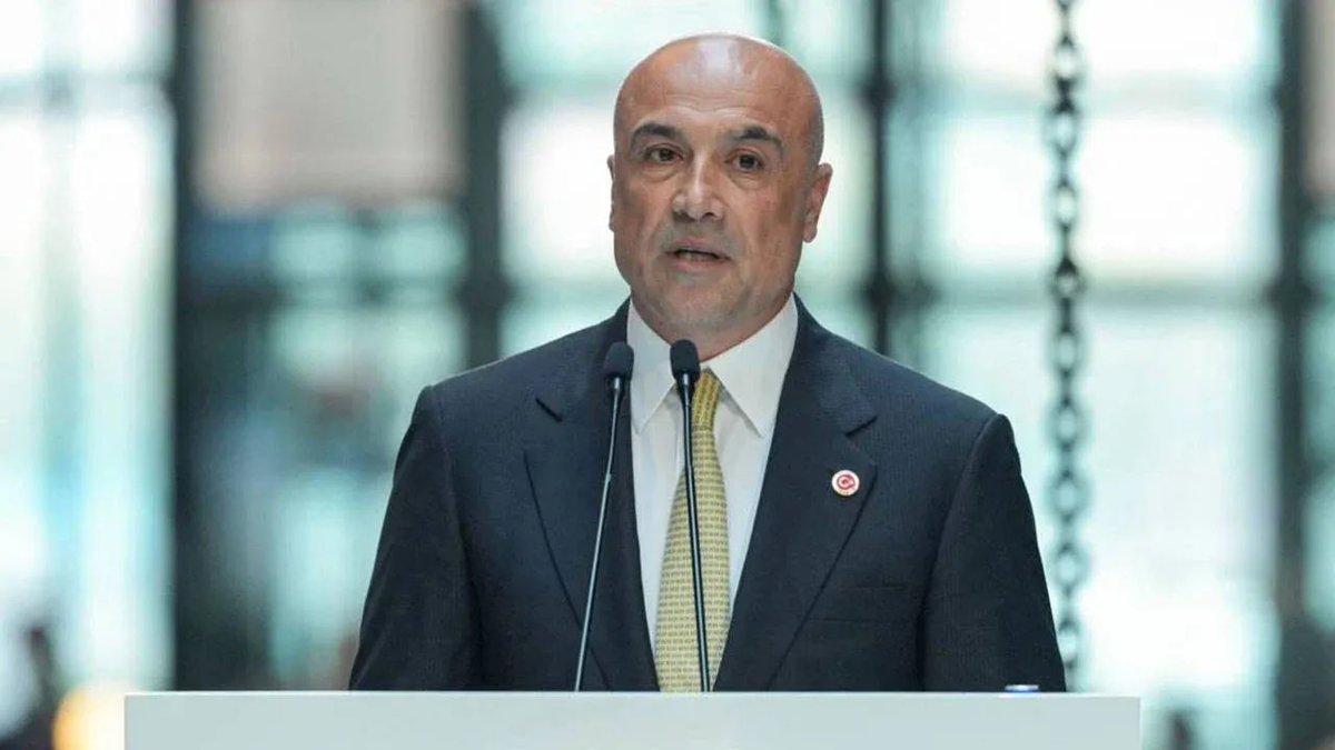 Fettah Tamince, Kenan Taş’a yaptığı açıklamada Sultan Bin Sulayem için “Siz onun kim olduğunu biliyor musunuz? Ne kadar önemli biri olduğunu biliyor musunuz? O benim arkadaşım, bir şey rica etti, biz de bunu uyguladık” ifadelerini kullanmıştı.