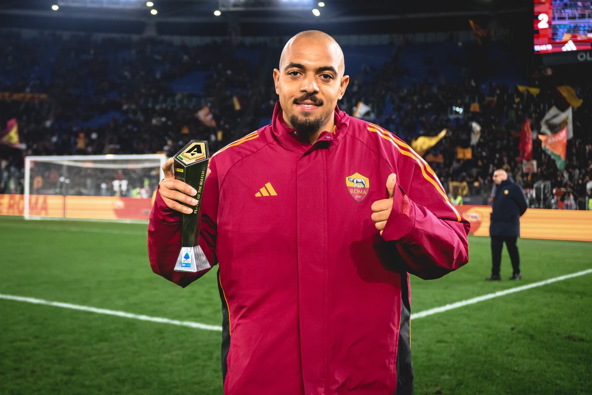 Mirror Football tweet media