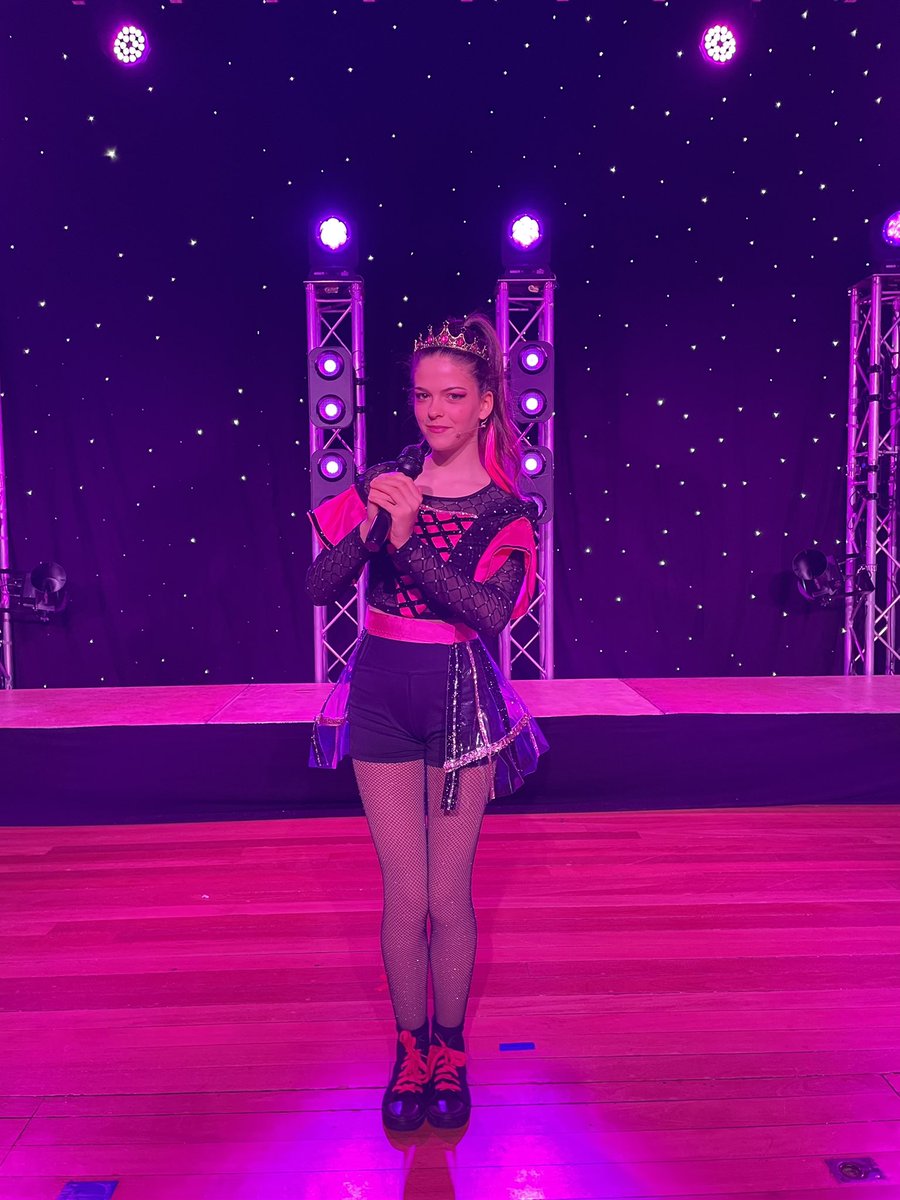 Miss C Gedge tweet media