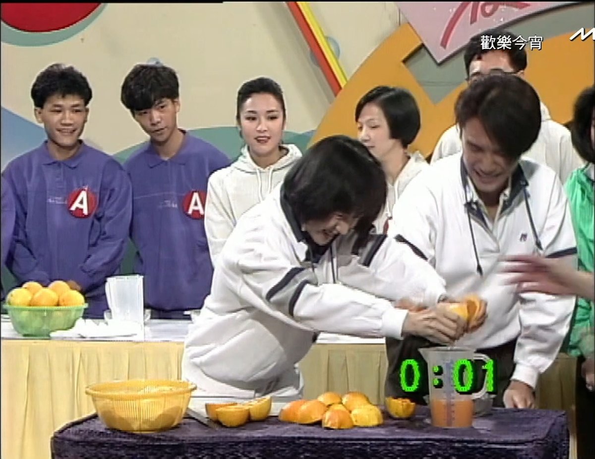 Futurhythm's tweet image. "How do we promote Bullet in the Head?"
"Make Tony Leung and Fennie Yuen juice oranges on TV against members of the audience! John Woo presents the winners with a 7-day package tour of Zhangjiajie, twin share!"